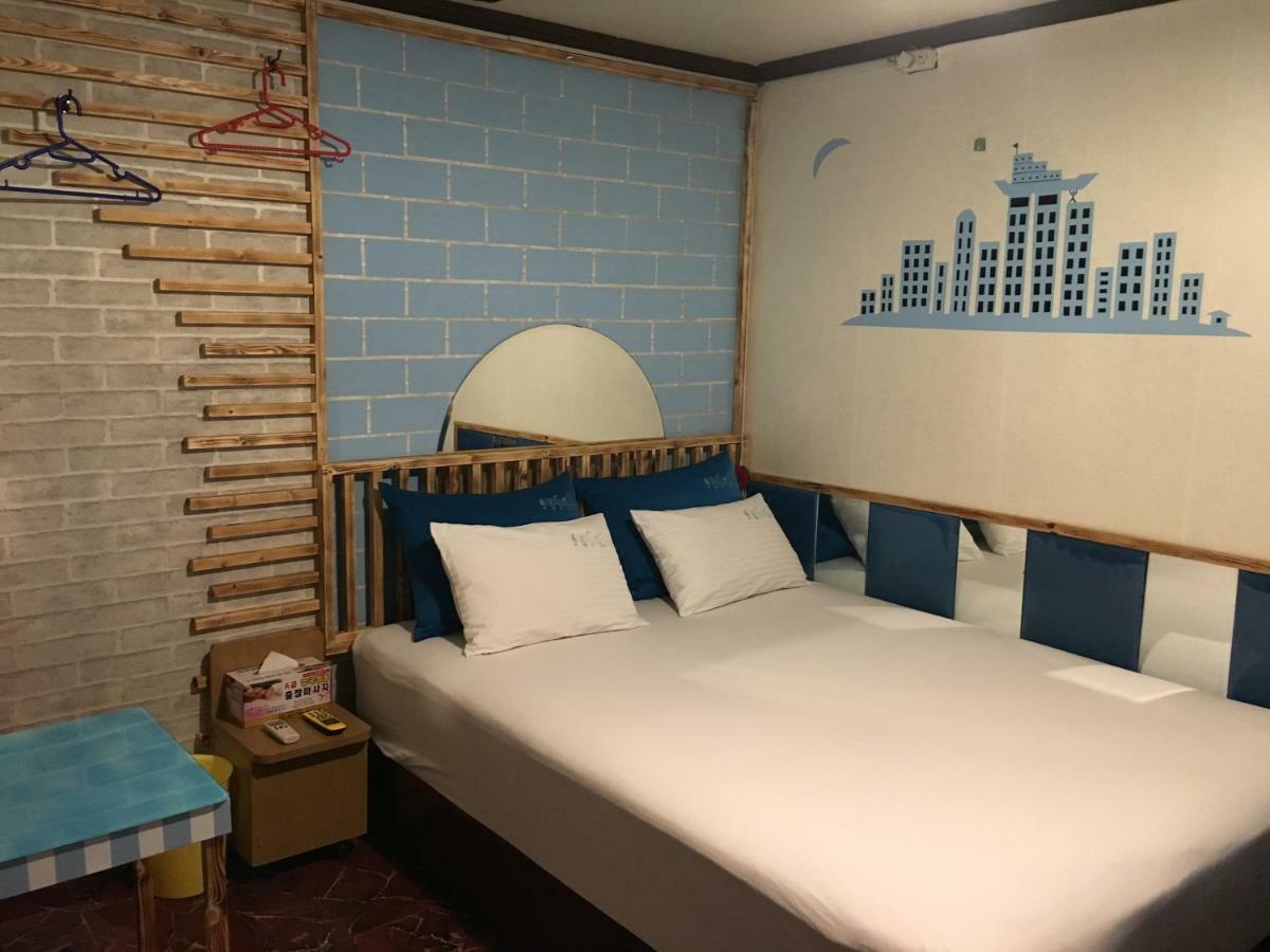 Coin Motel Μπουσάν Εξωτερικό φωτογραφία