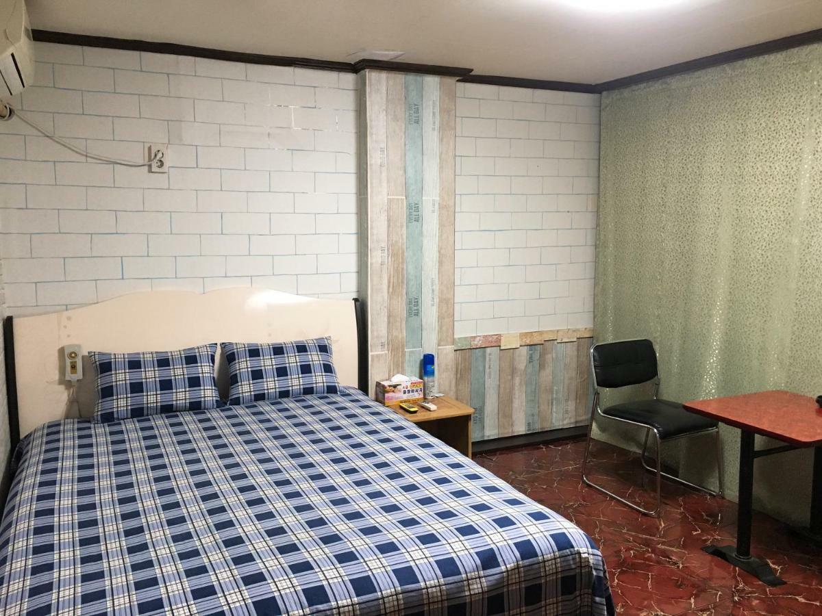 Coin Motel Μπουσάν Εξωτερικό φωτογραφία