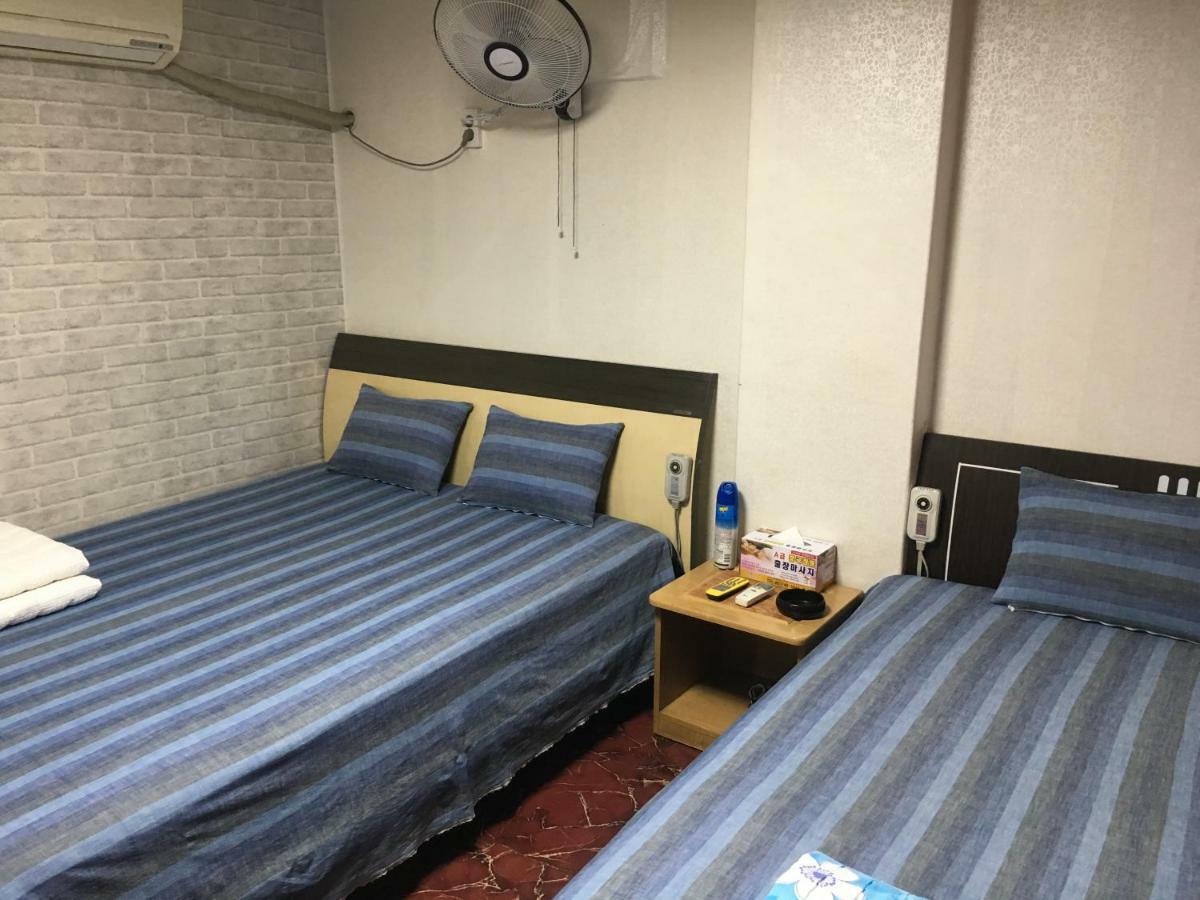 Coin Motel Μπουσάν Εξωτερικό φωτογραφία