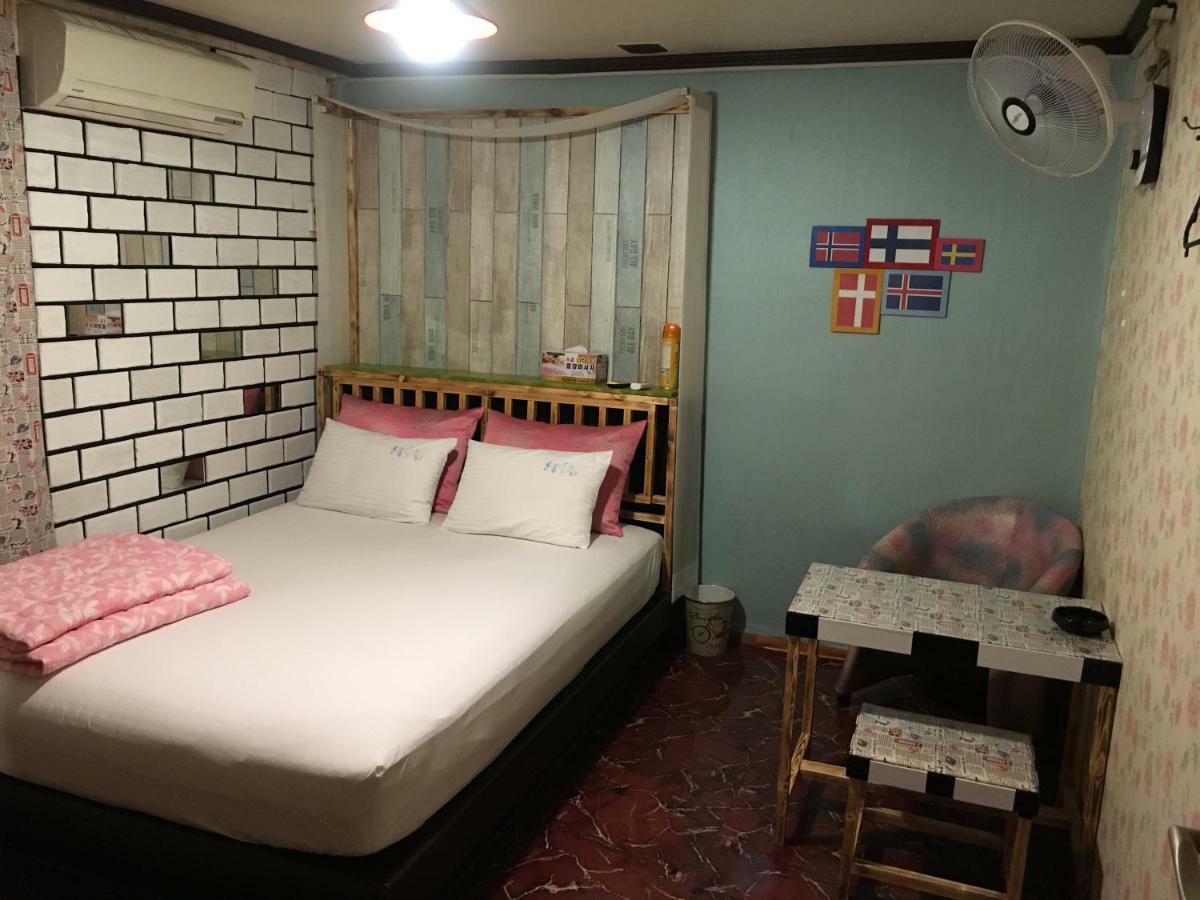Coin Motel Μπουσάν Εξωτερικό φωτογραφία
