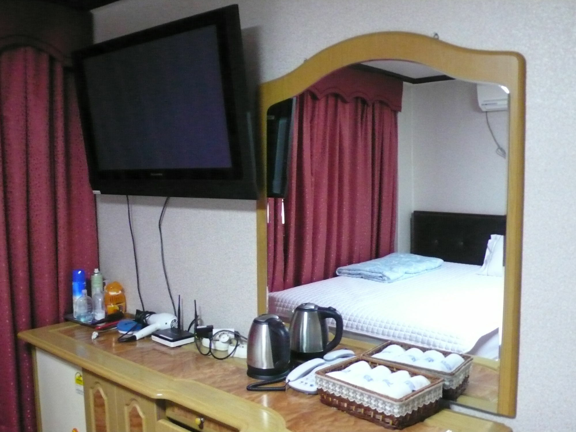 Coin Motel Μπουσάν Εξωτερικό φωτογραφία
